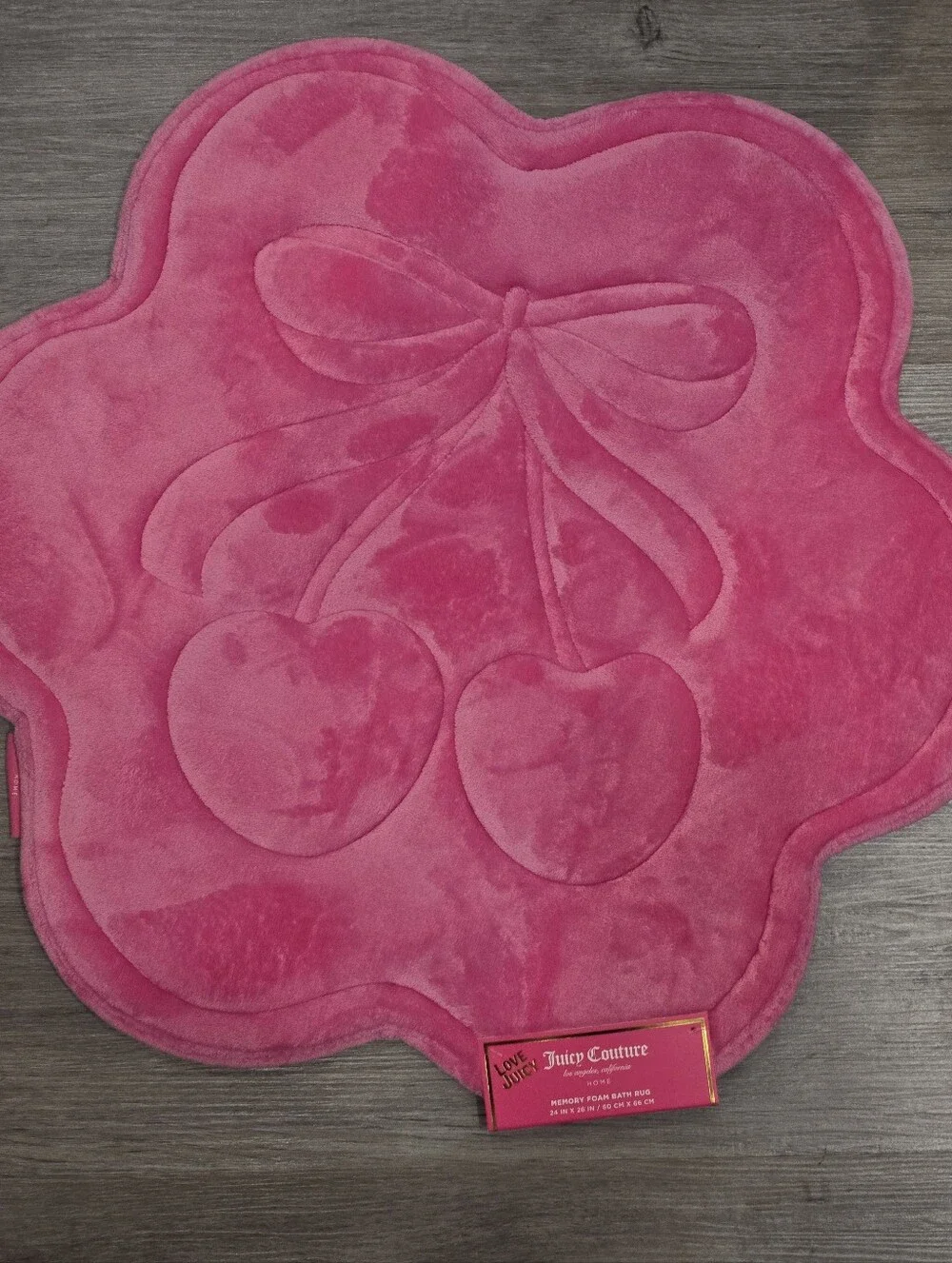 Juicy Couture Home Quilted Memory Foam Bow Cherry Scalloped Bath Rug